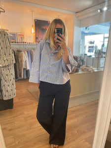 Chemise courte à rayures