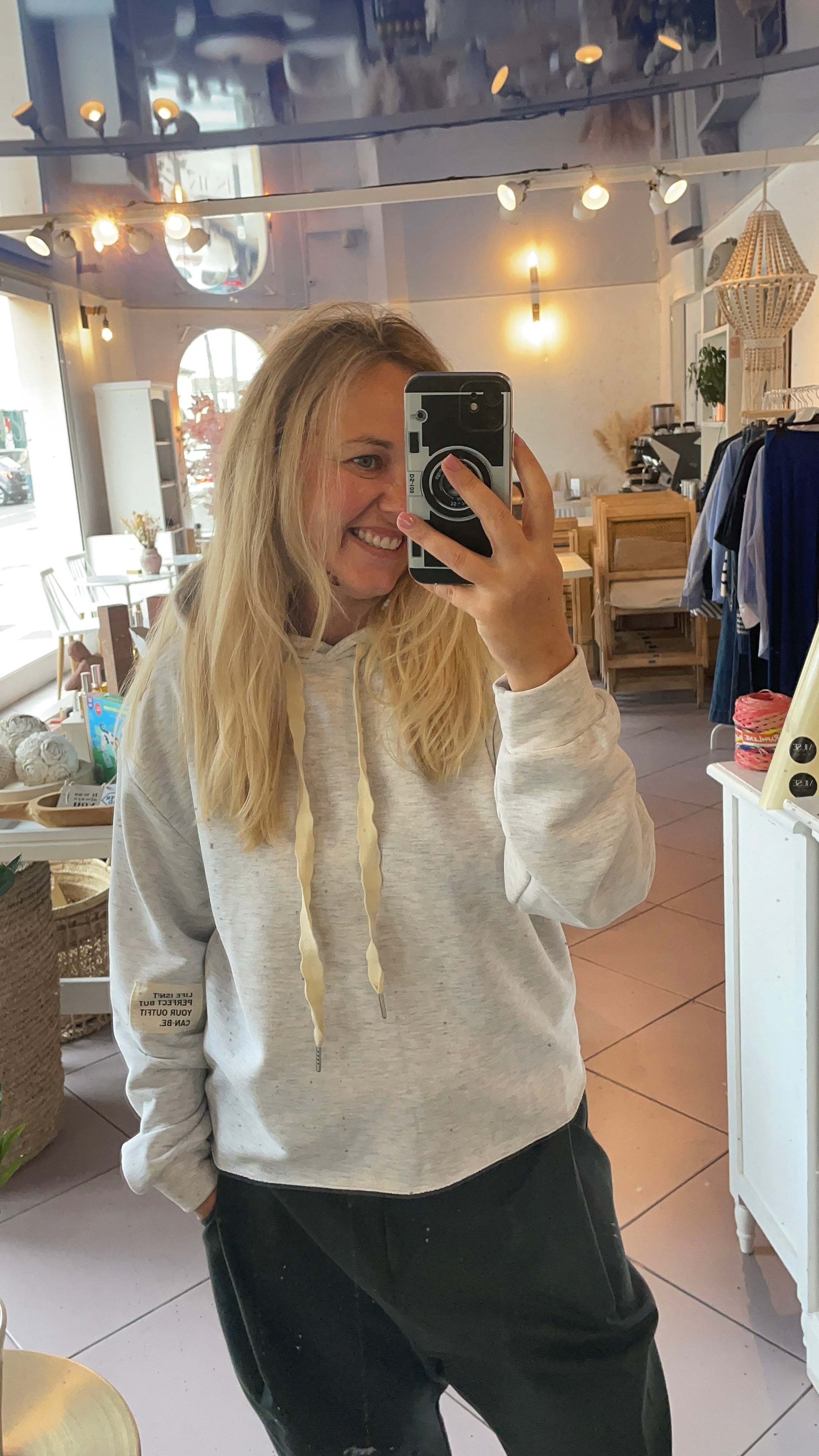 Sweat à capuche gris Grimm