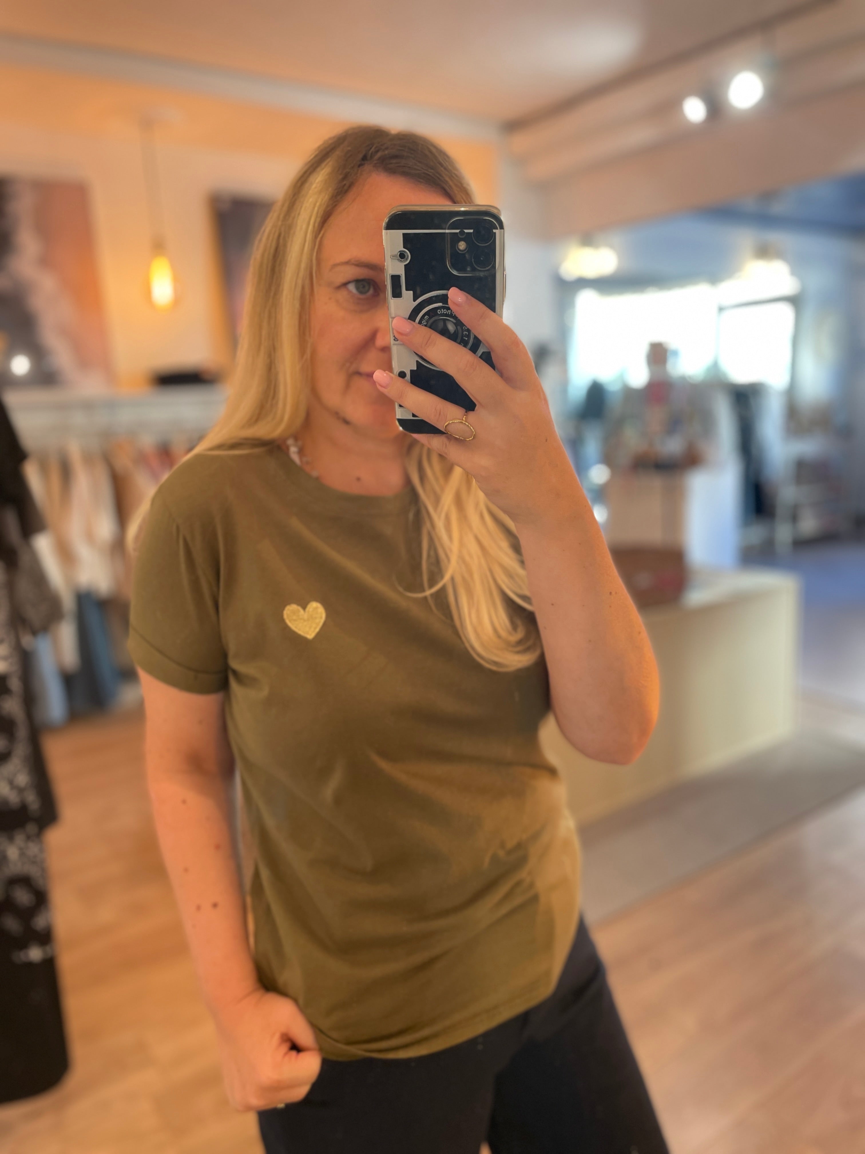 T-shirt kaki cœur Bryan