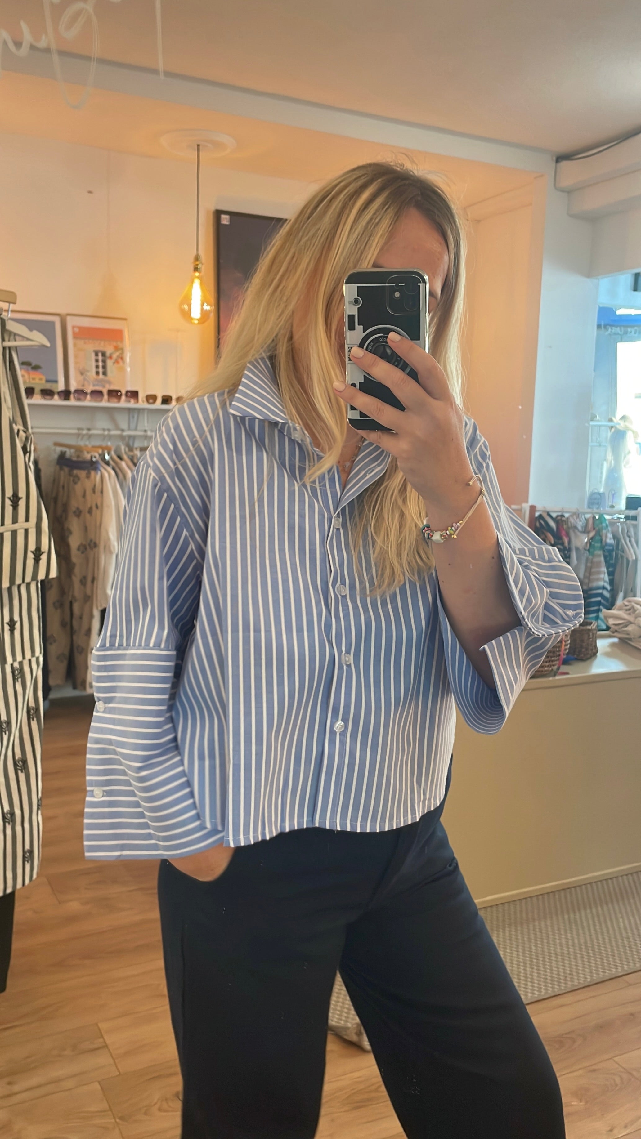Chemise courte à rayures