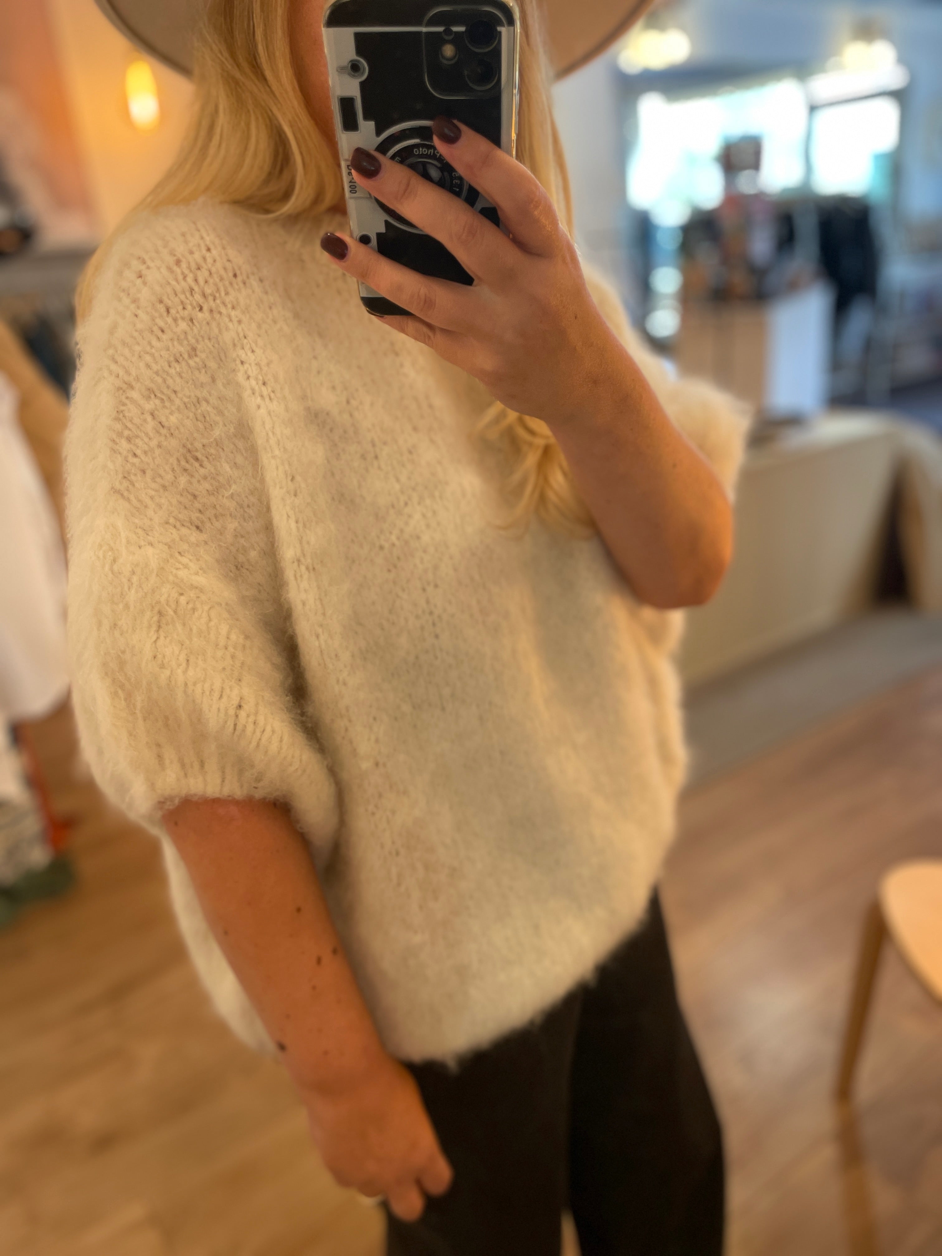 Pull fluffy écru