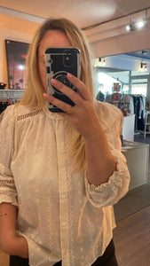 Blouse dentelle Louane