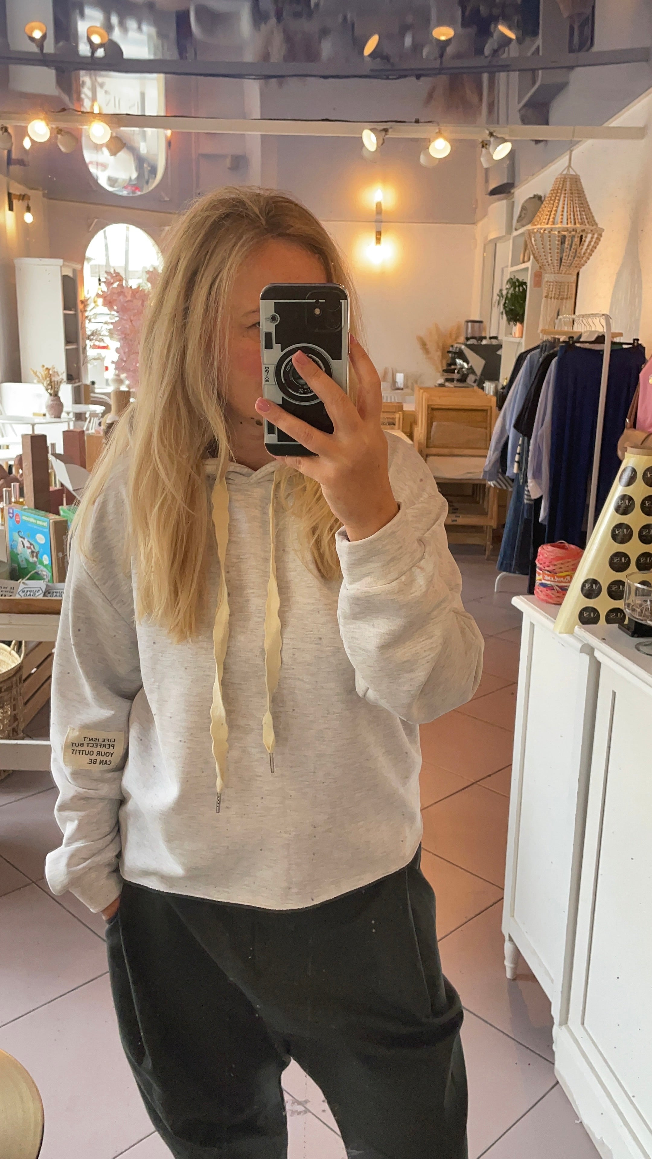 Sweat à capuche gris Grimm