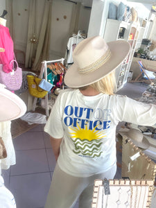 T-shirt blanc out of office