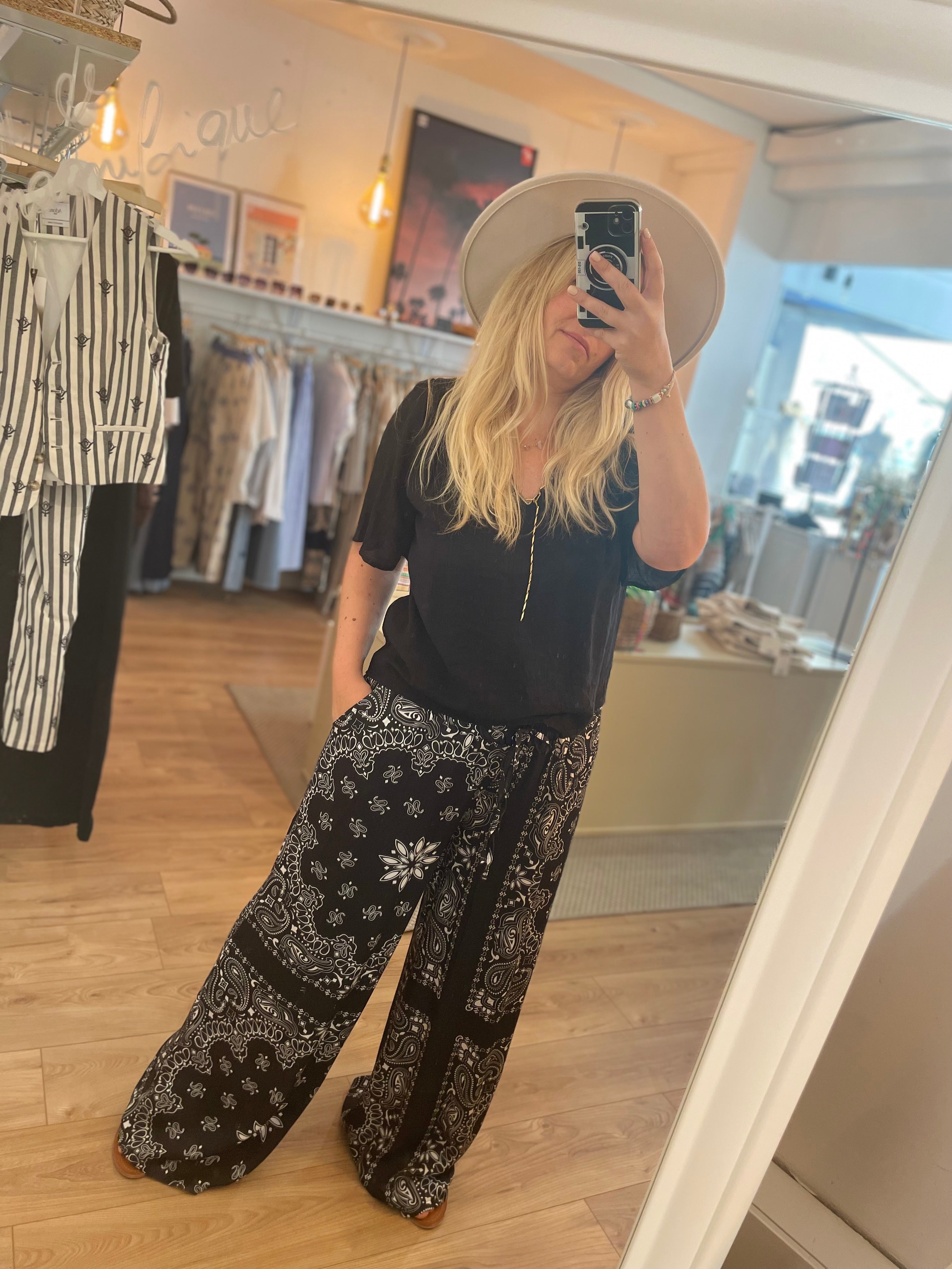 Pantalon fluide imprimé bandana noire
