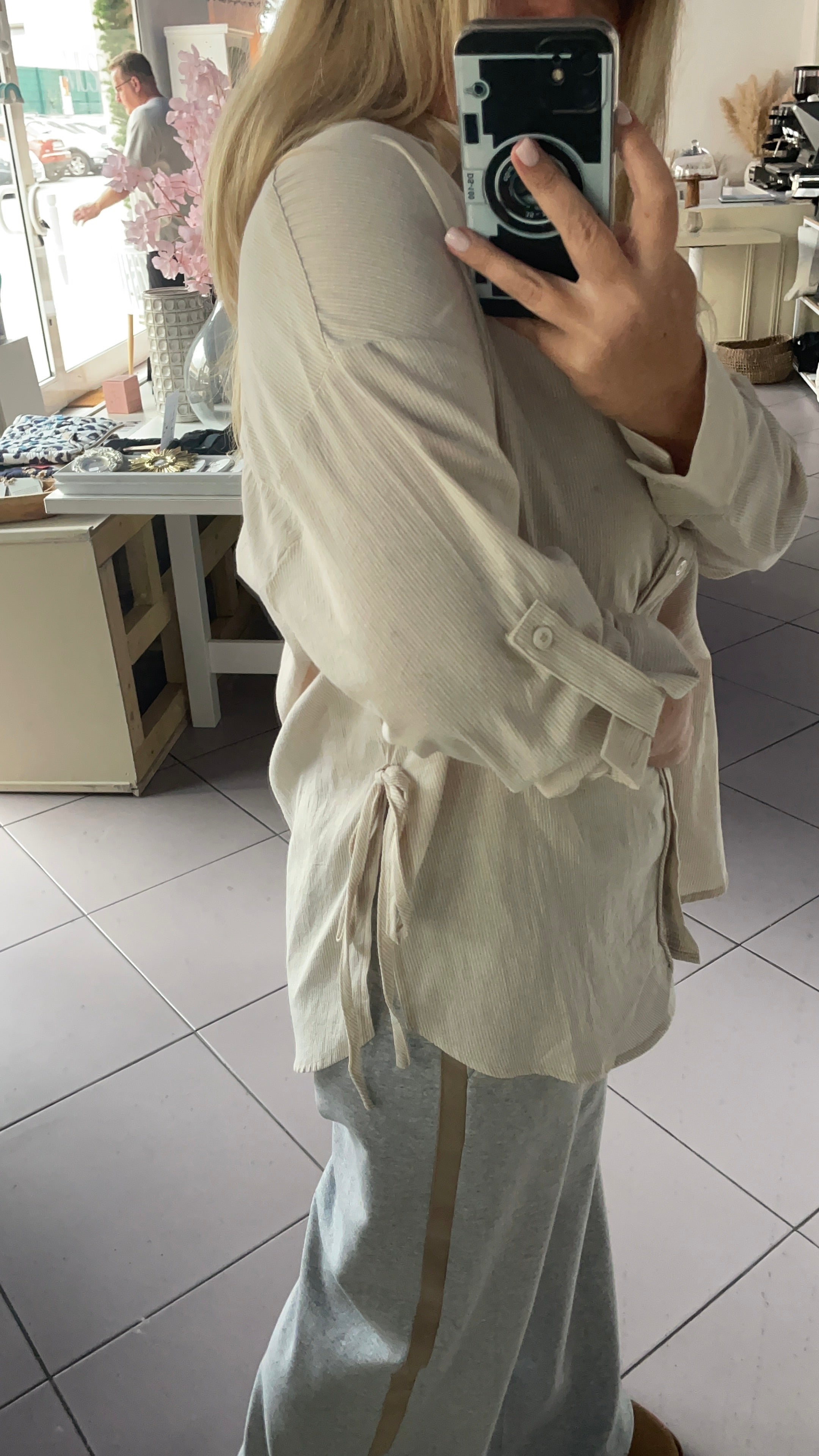 Chemise avec lien côté Sybile